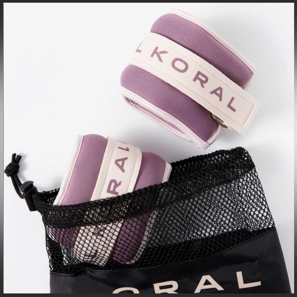 Koral 1lb ankle weights with storage bag